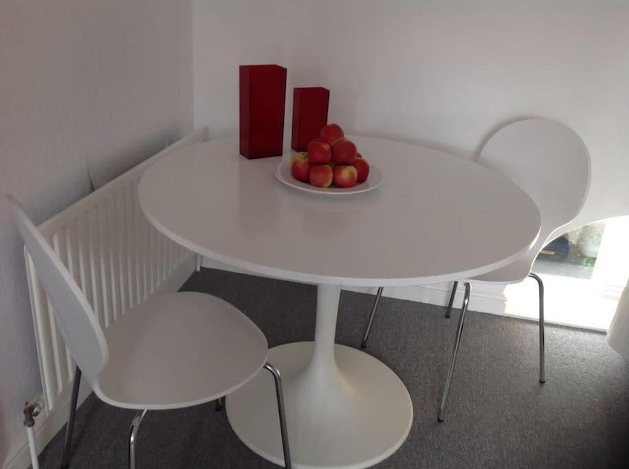 Zone 1! 2 Bed Duplex Apartment! Londres Extérieur photo
